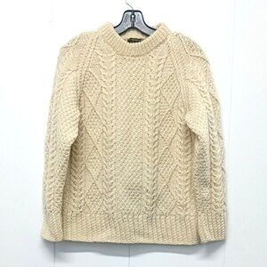 Vintage Connemara Wool Chunky Handknit Fisherman Cable Knit Cabincore Sweater